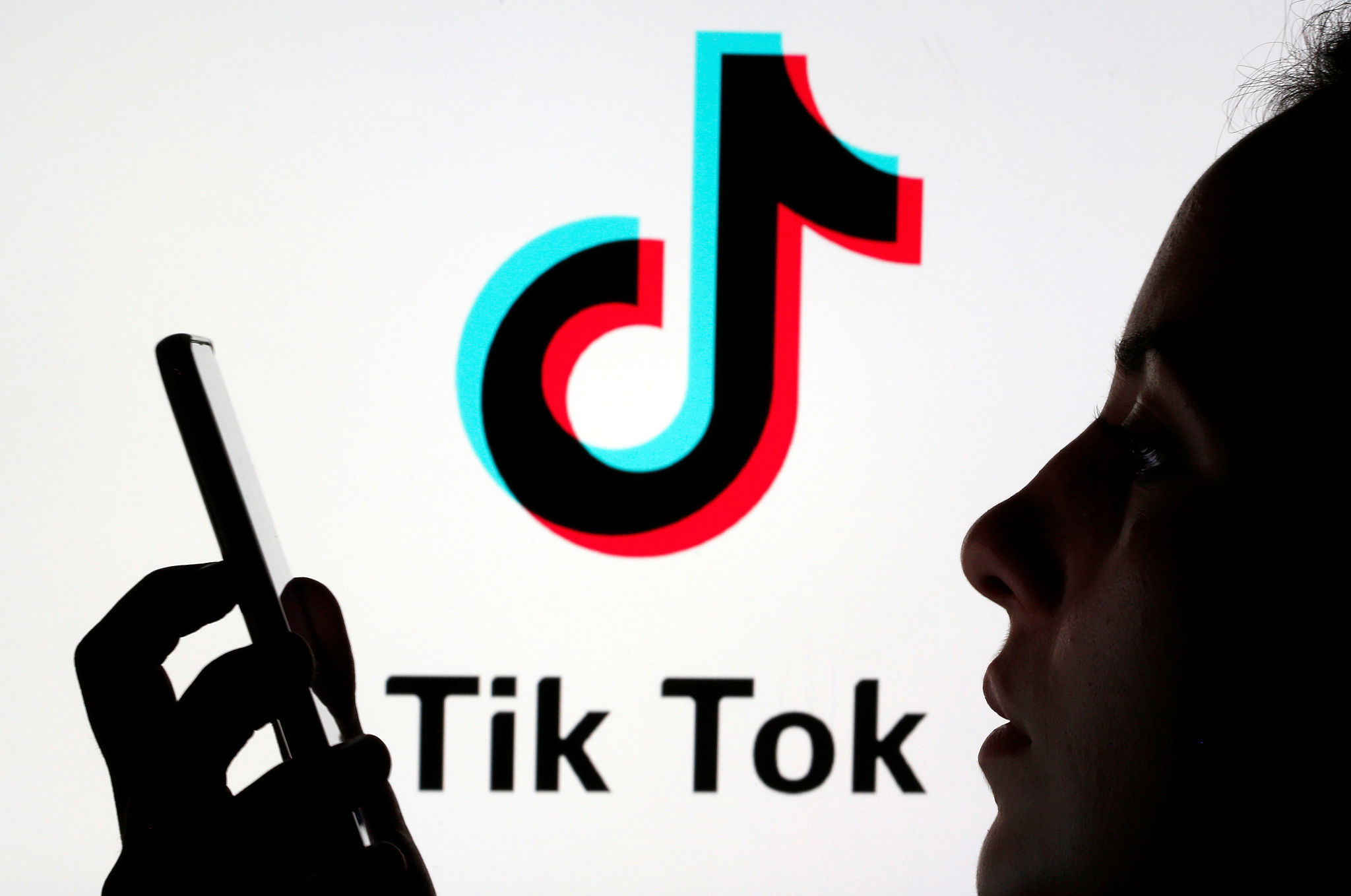 Facebook 对中国企业彻底撕破脸，TikTok