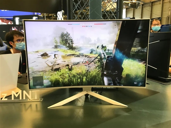 TCL华星展示全球首款Mini-LED曲面显示器：27英寸165Hz、512分区调光