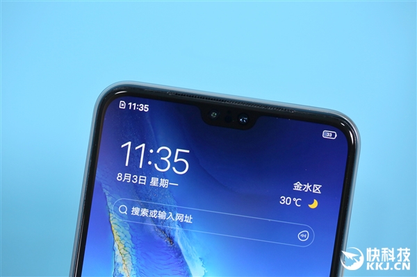 170g最轻薄5G手机 vivo S7月光白开箱图赏