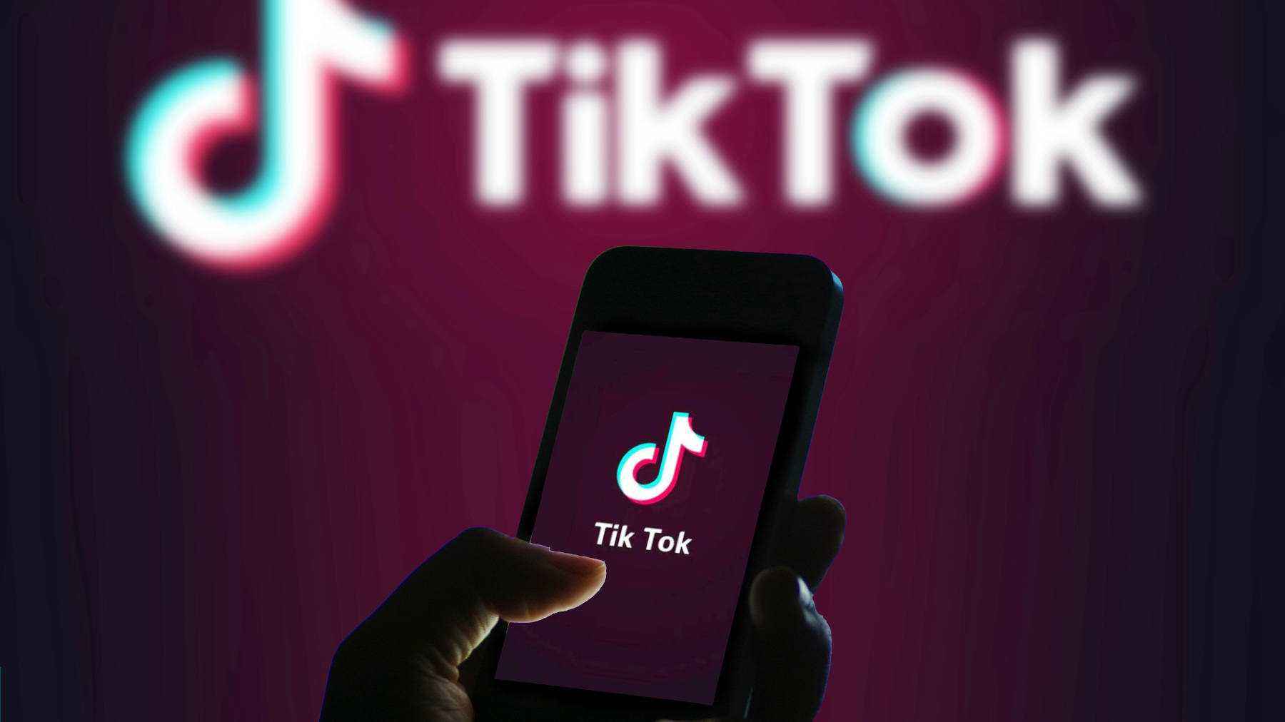 TikTok交易预计几天内达成，售价或为200亿至300亿美元；小鹏汽车上市首日股价暴涨41%；今年电影票房破50亿元