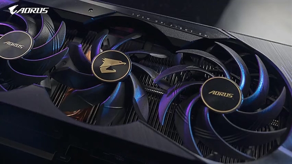 AORUS GeForce RTX 30显卡预告：零死角散热、LCD屏幕吸睛