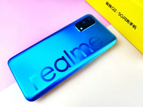 realme真我Q2评测：天玑800U加持 千元档位高刷性能强者