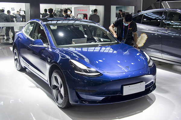 Model3六次降价，经济日报：特斯拉是鲇鱼，还是鲨鱼