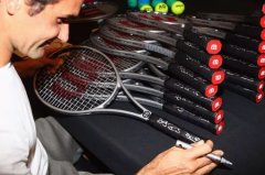 网球拍价格多少钱一个（Wilson Pro Staff RF97 签名球拍最新报价