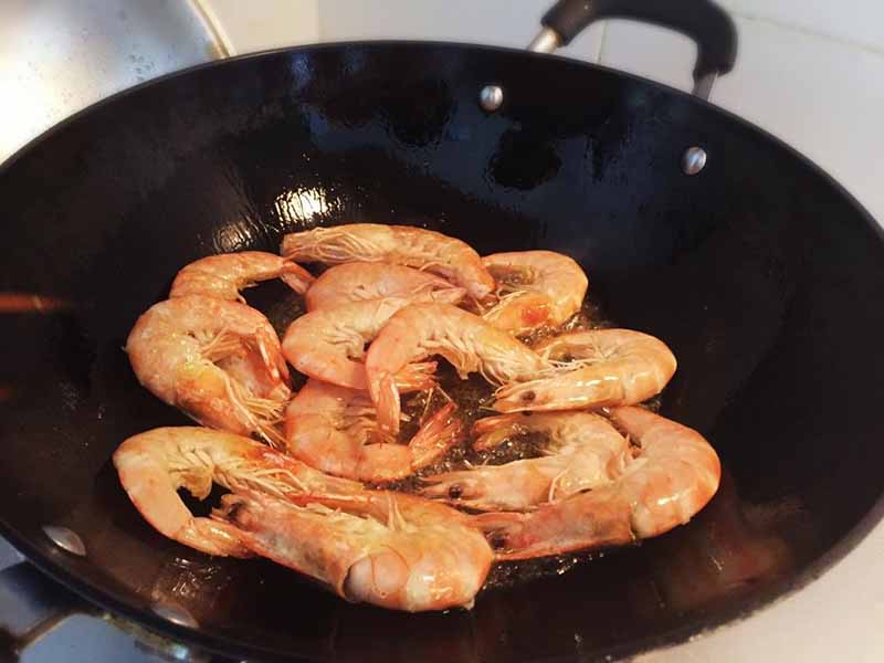 油焖大虾属于什么菜系_油焖大虾的做法