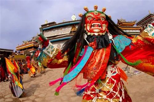藏族的主要节日有哪些_藏族的主要节日介绍