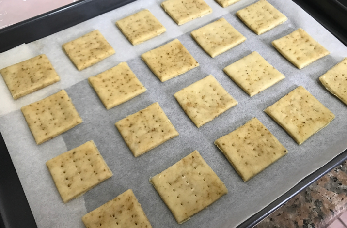 如何做苏打饼干_做苏打饼干的小窍门