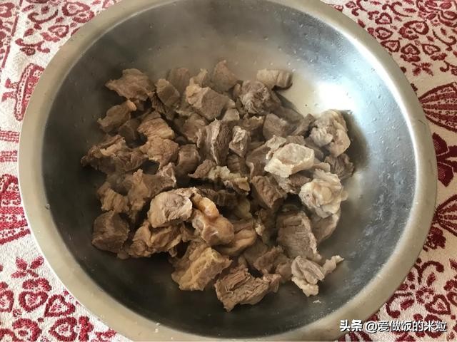 清炖牛肉的做法_清炖牛肉的正宗做法