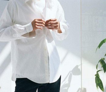 白衣服发黄咋办_白衣服发黄的解决妙招