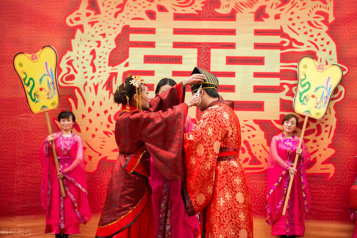 中国婚嫁有什么习俗_中国婚嫁传统习俗
