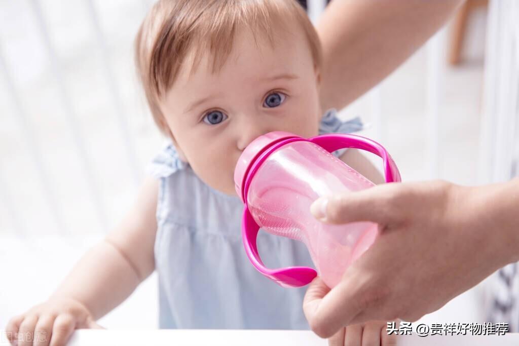 吸管杯吸管有塑料味怎么清除_吸管杯吸管有塑料味的清除方法