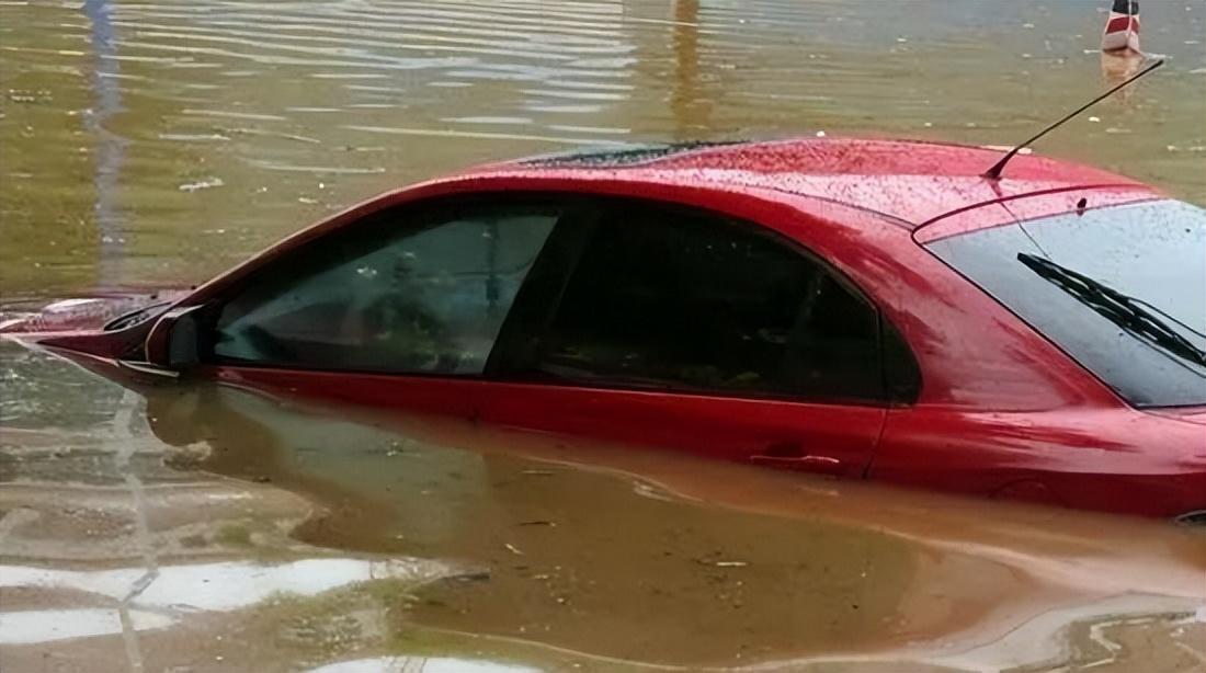 泡水车为什么不能买_泡水车的定义和危害