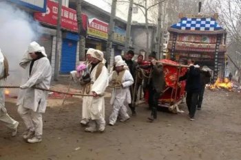 女婿祭灵不祭坟什么意思_有什么讲究