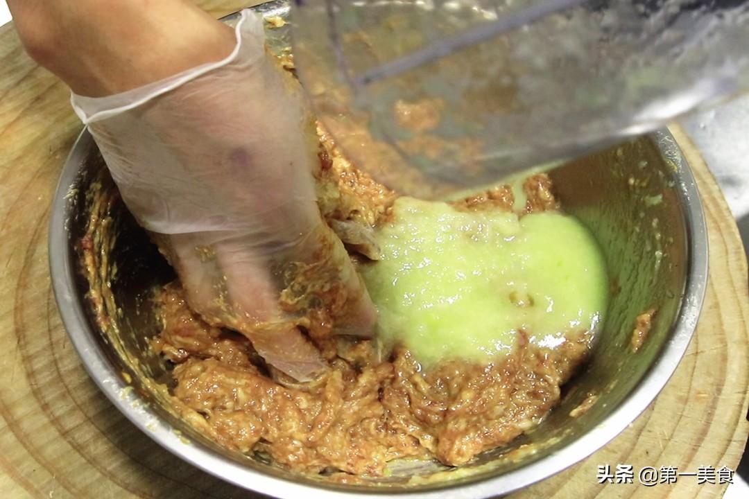 饺子馅怎么调_饺子馅的调制教程