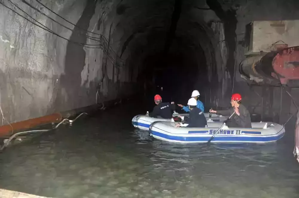 为什么中国一定要建成川藏铁路_一文详解