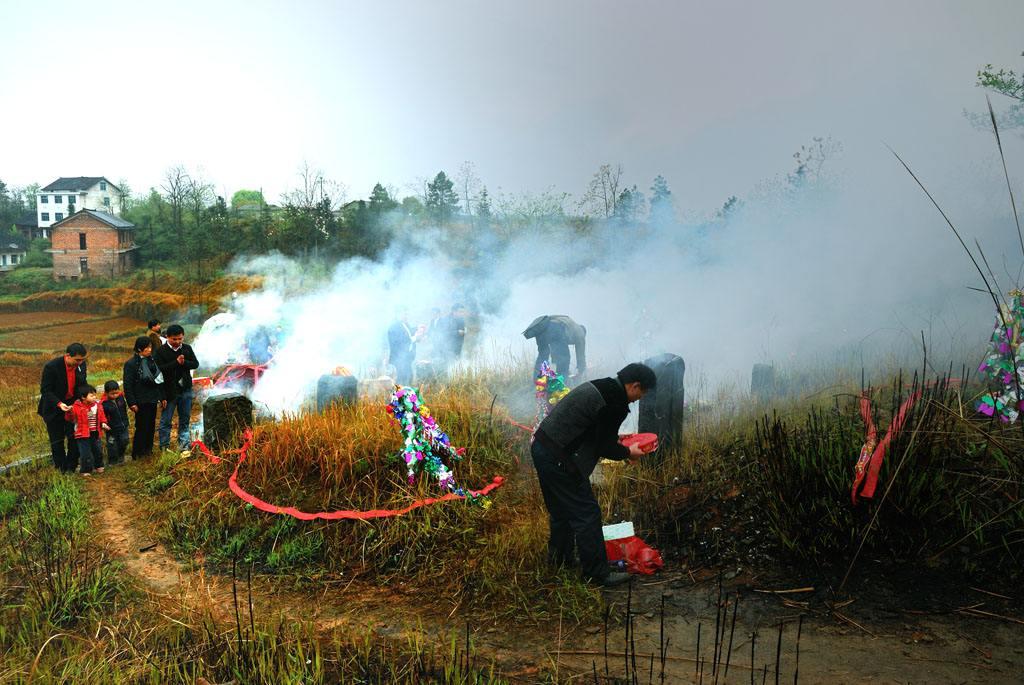 全国各地是怎么过清明节的_一文详解