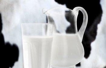 纯牛奶什么时候喝最好_喝纯牛奶的最佳时间