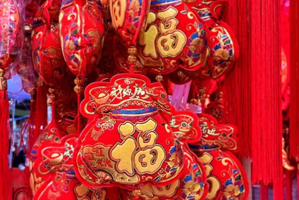中国人为什么热爱红色，红色对中国人的意义