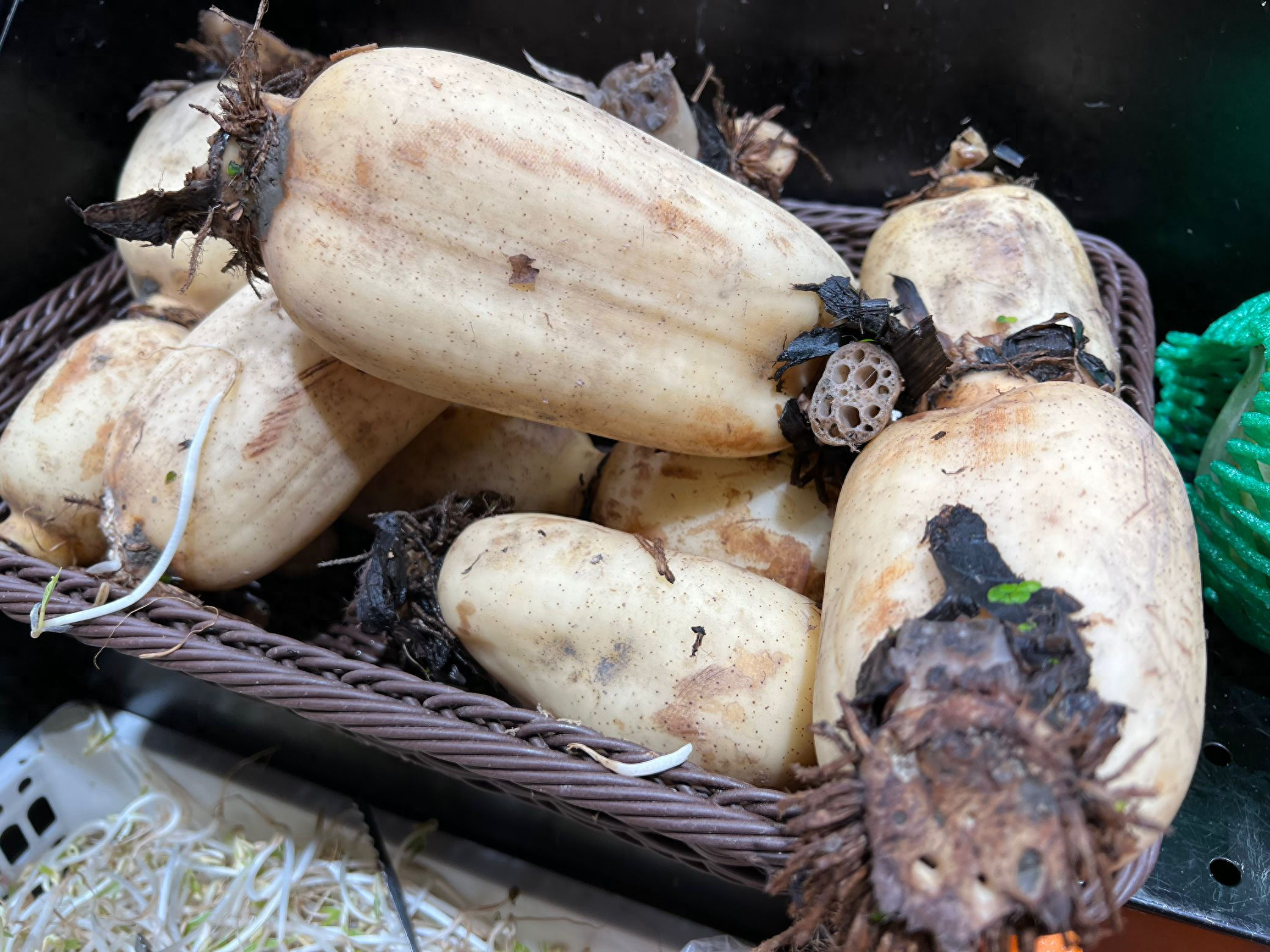 白露节气吃什么食物，白露节气的风俗食物