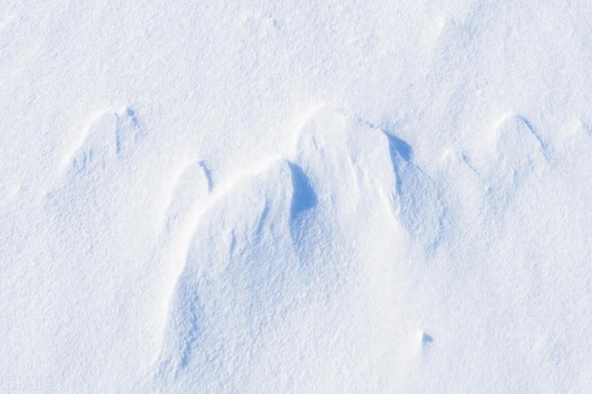 一片雪有多重，雪的厚度和重量