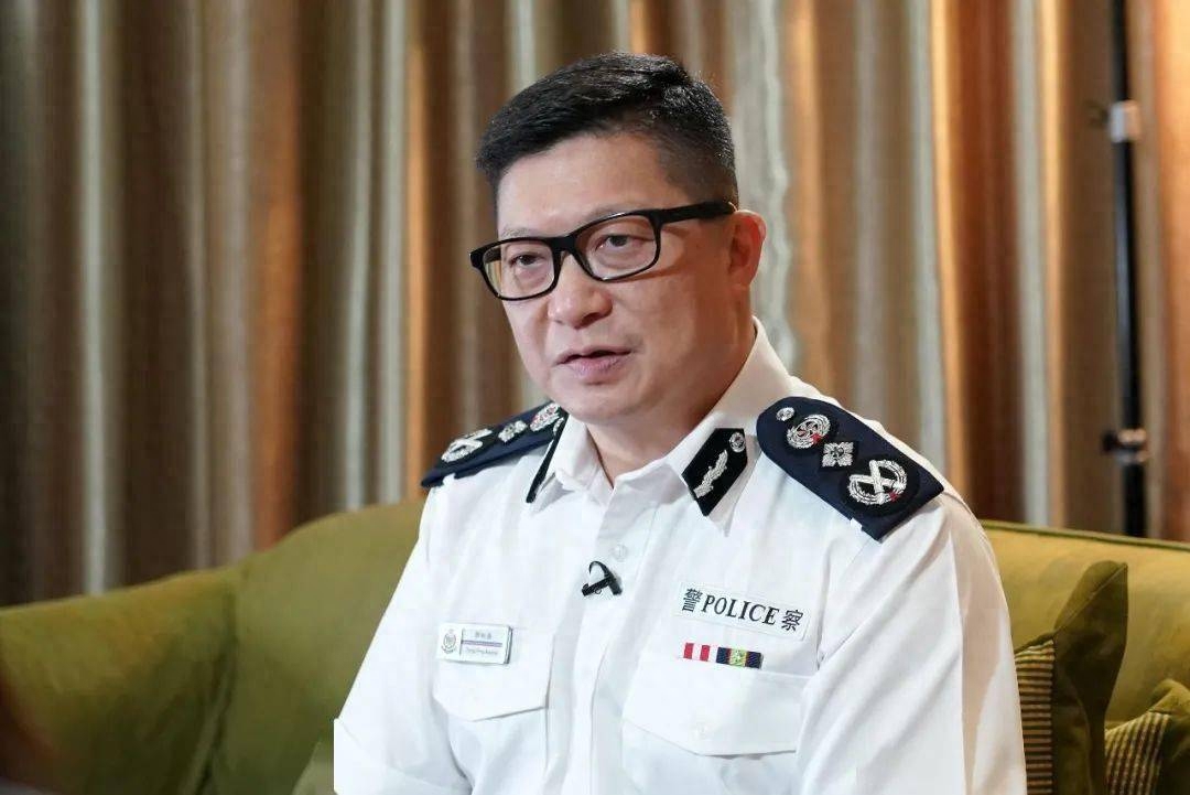 香港警察白衬衫是什么警种，香港白色警服级别