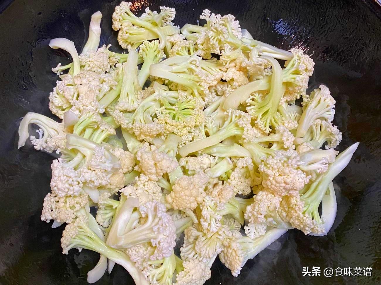 干锅花菜怎么做，干锅花菜的做法