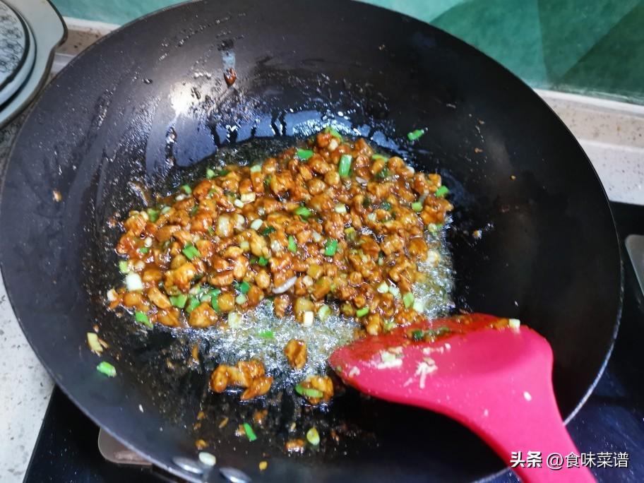 猪肉豇豆包怎么做，猪肉豇豆包的做法