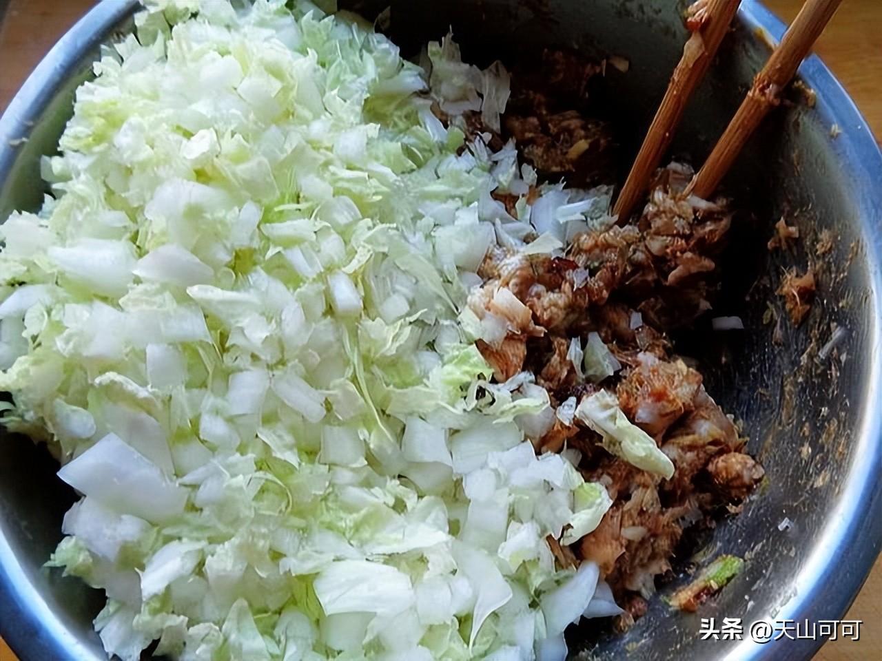 白菜香菇猪肉饺子馅怎么做？白菜香菇猪肉饺子馅的做法