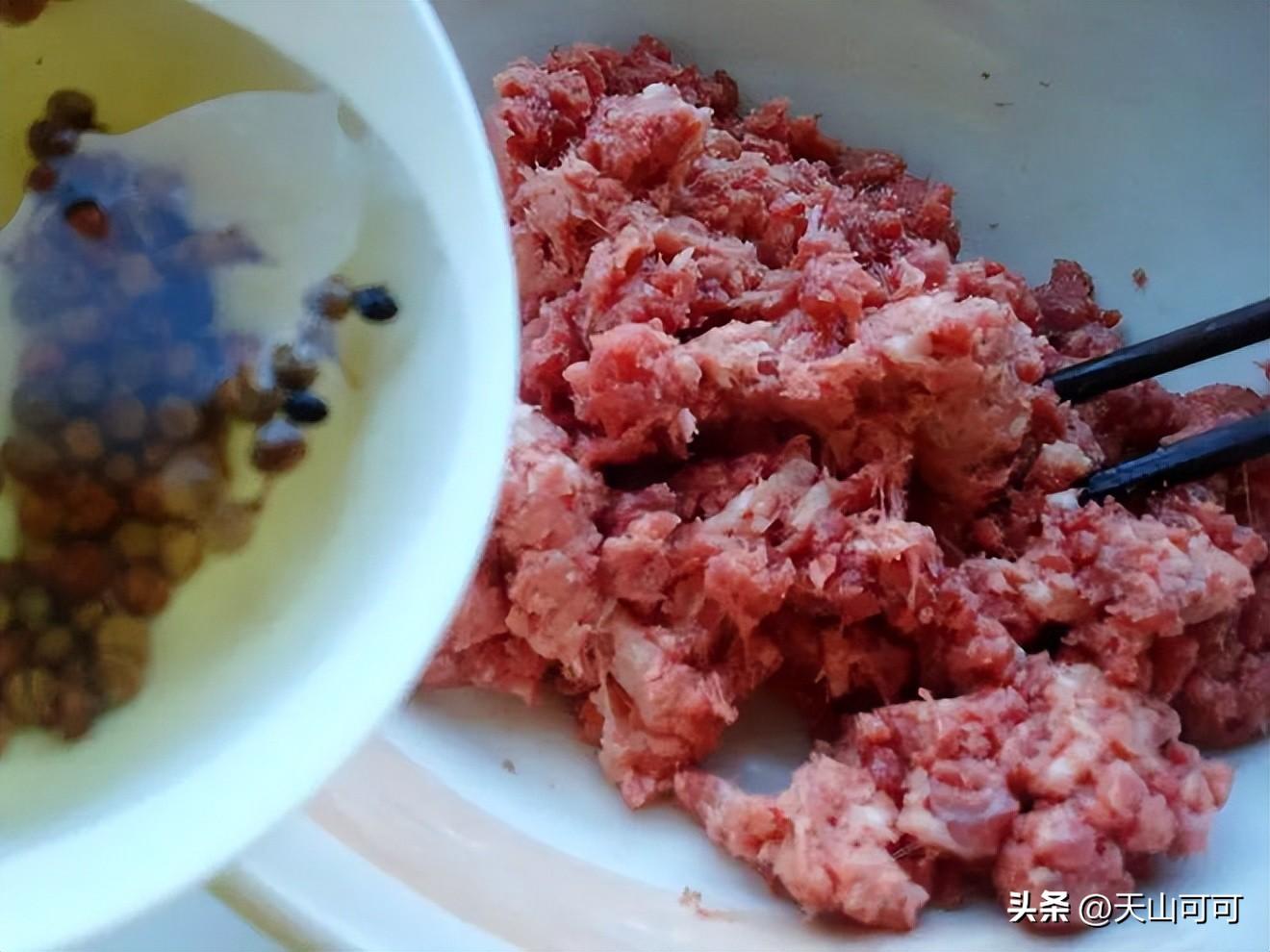 牛肉饺子怎么调馅？牛肉饺子调馅方法